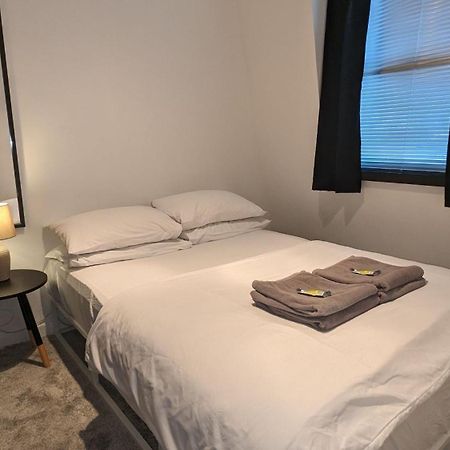 Charming & Quaint Old Compton Apartamento - Quiet Guests Only Allowed, No Parties Allowed, Over 25 Years Old Or Families Лондон Экстерьер фото